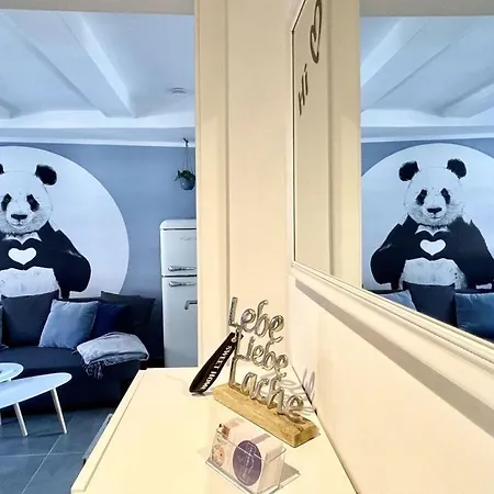 Holiday home Homelikestay 